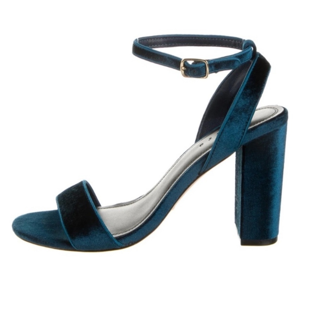 Sandro Adrianne velvet sandal